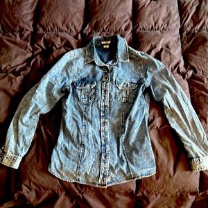Levi’s denim shirt